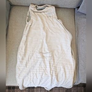 2-24 month Woolino Sleep Bag RIPPED